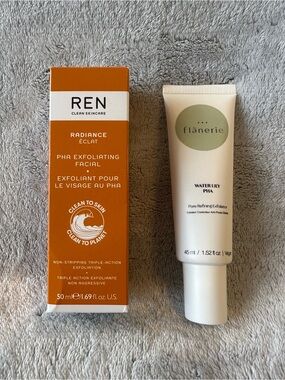 Radiance PHA Exfoliating Facial - Orange and Flanerie Pore Refining Exfoliator